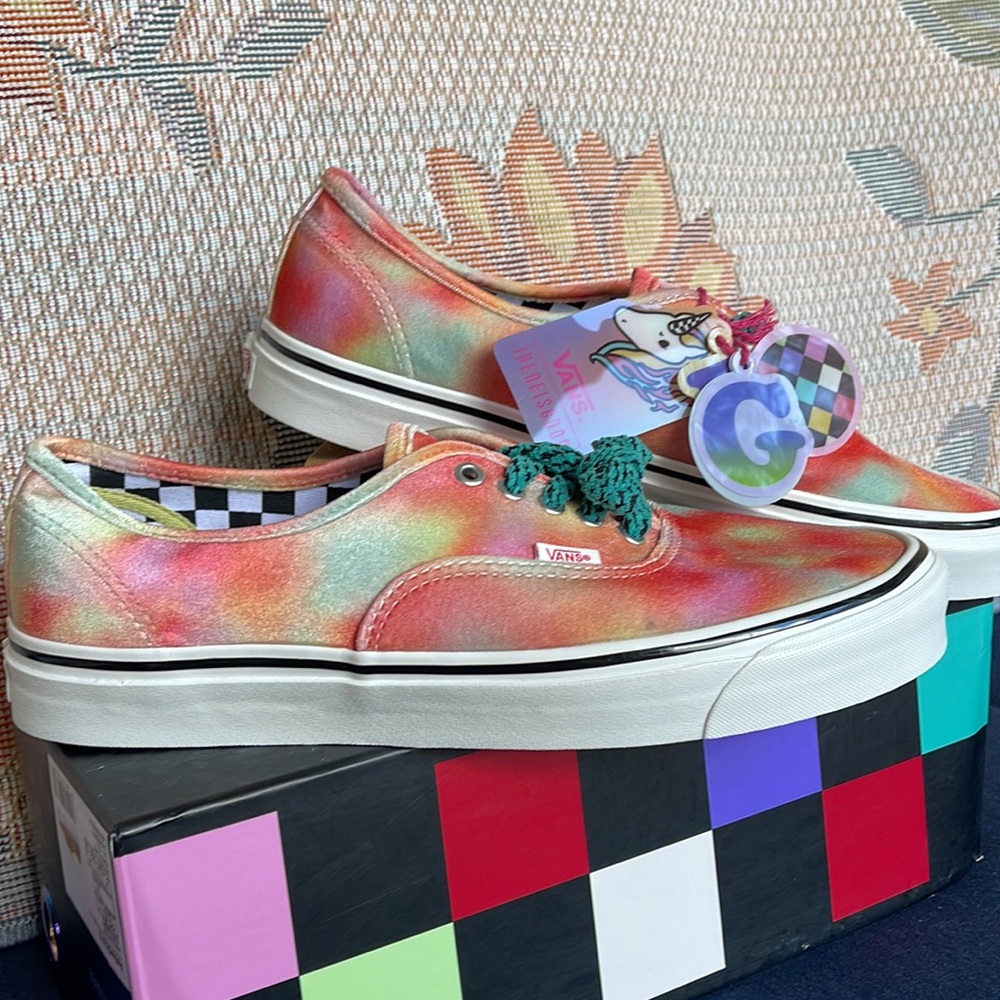 Vans Authentic 44 D
Ireneisgood Multi
VN0005U8BMC
WMNS Sneakers - Picture 6 of 16